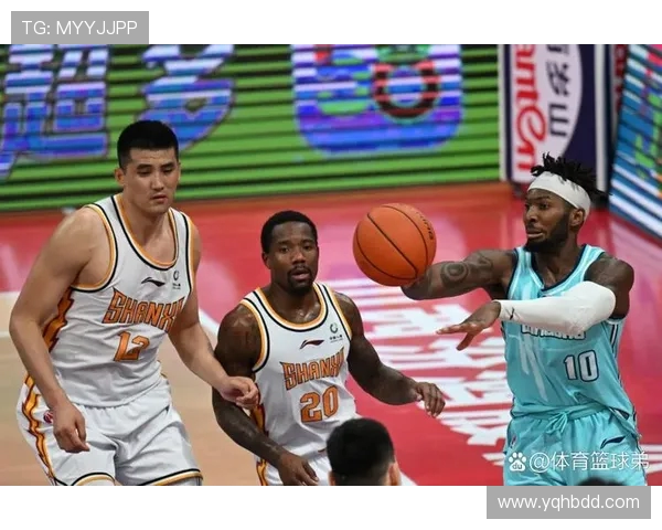 CBA辽宁队与北京队精彩对决瞬间回顾及赛场氛围全景展示 CBA辽宁队与北京队精彩对决瞬间回顾及赛场氛围全景展示