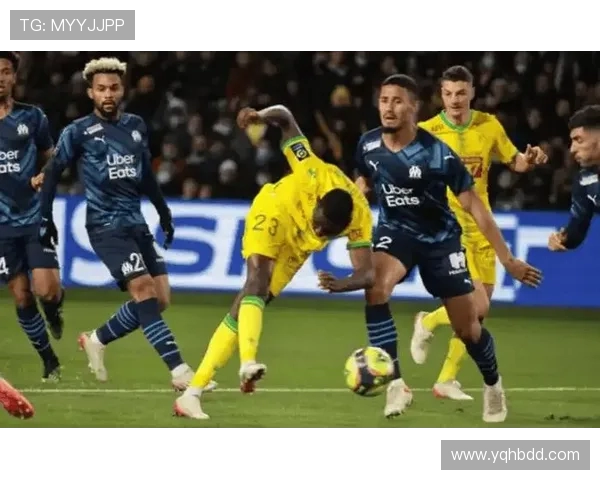 南特主场迎战里昂32轮法甲激战一触即发 南特主场迎战里昂32轮法甲激战一触即发